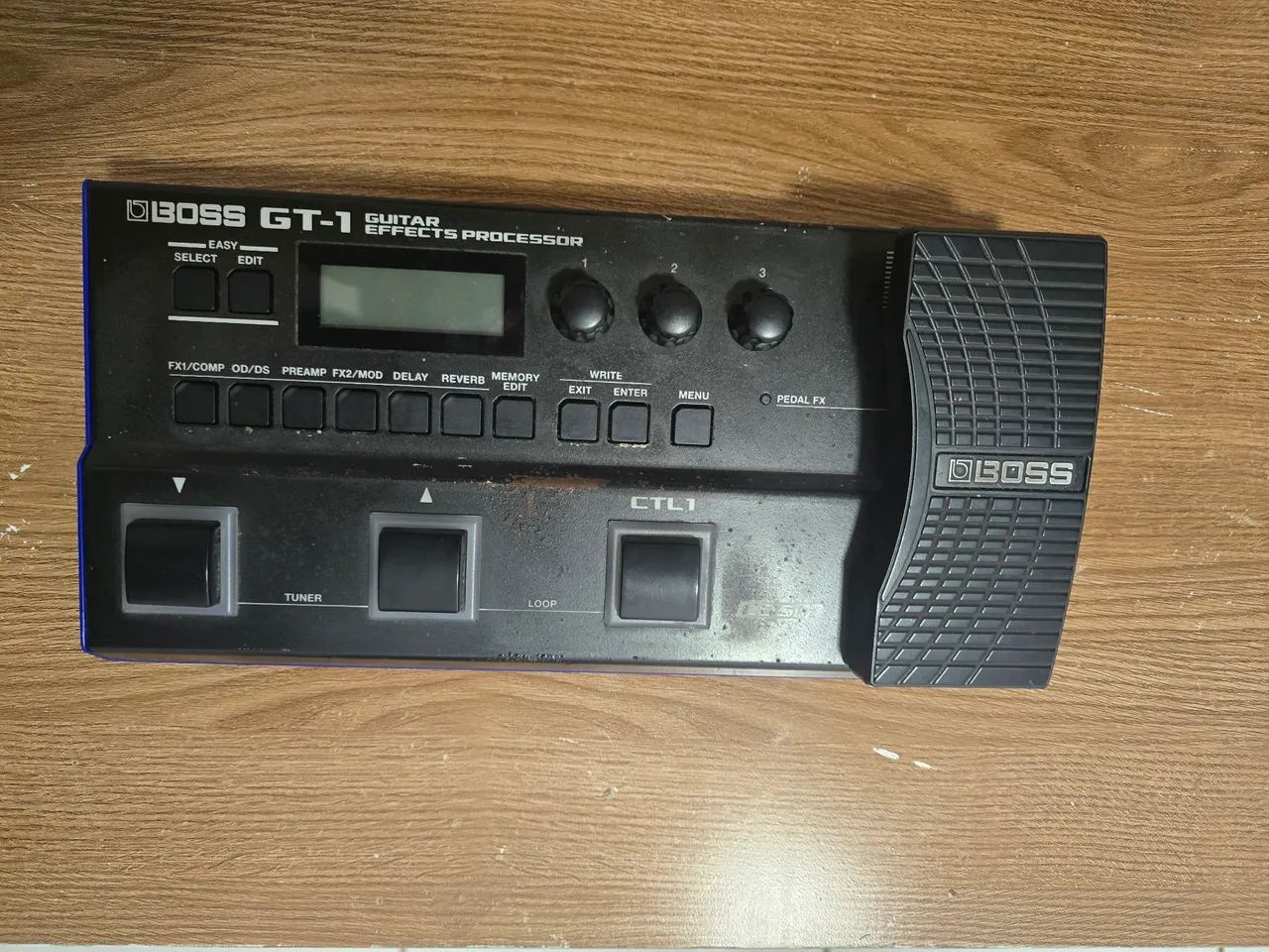 BOSS GT1(本体のみ　箱無し) BOSS GT1 - Equipamentos e Acessórios de Som - Anjo da Guarda, São