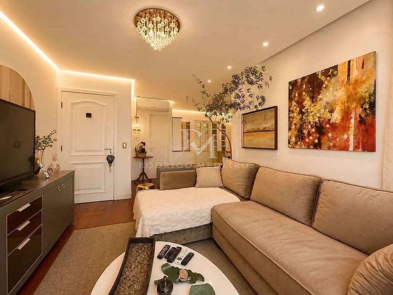APARTAMENTO AMPLO COM 4 QUARTOS À VENDA NO CENTRO DE FLORIANÓPOLIS! - Foto 3