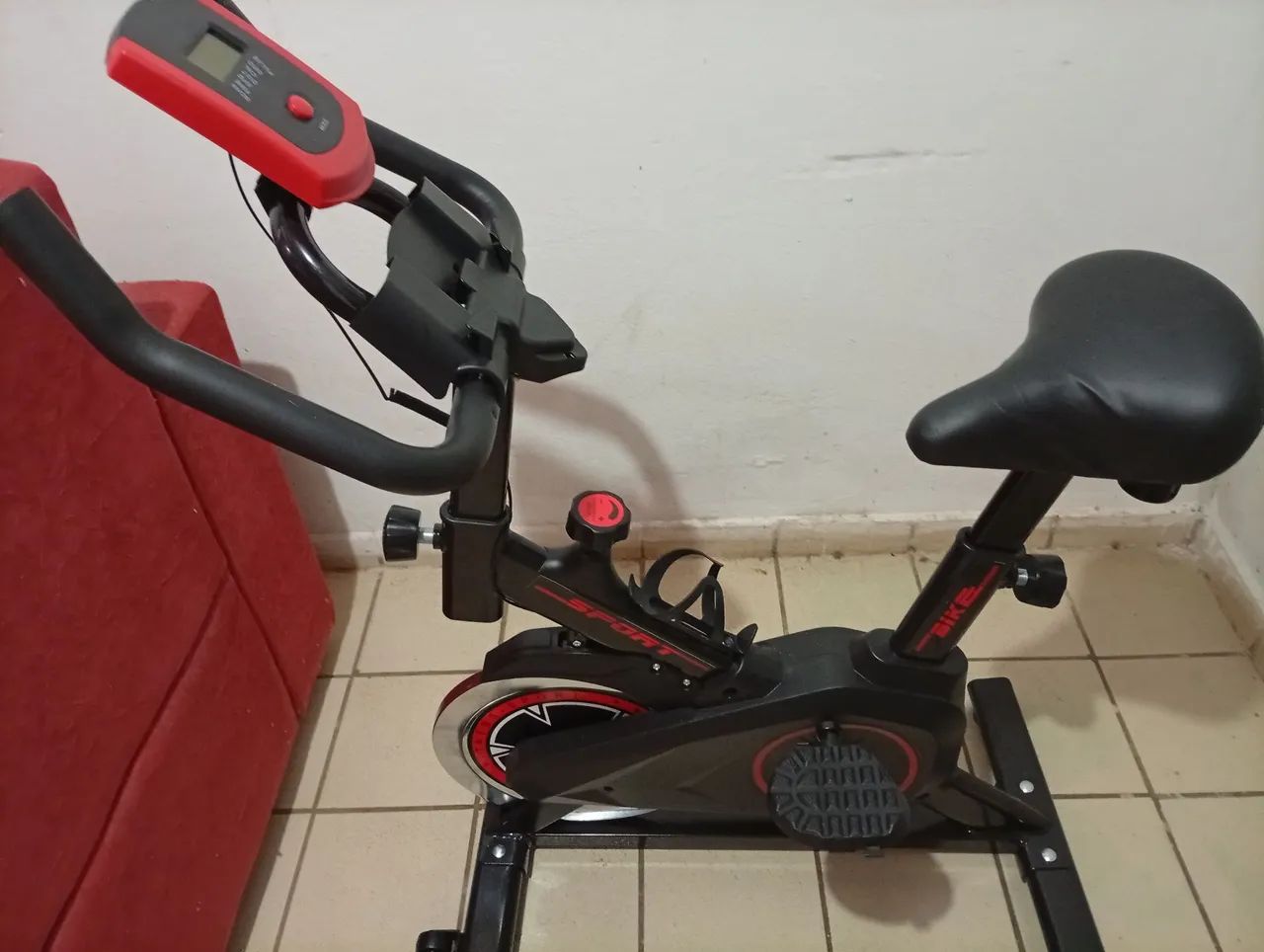 Bicicleta nova usada poucas vezes