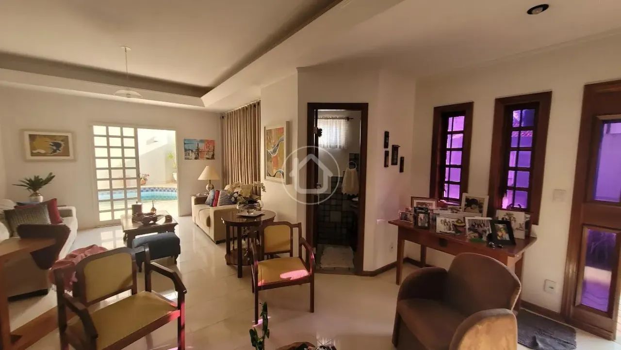 SOBRADO COM PISCINA E ESPAÇO GOURMET