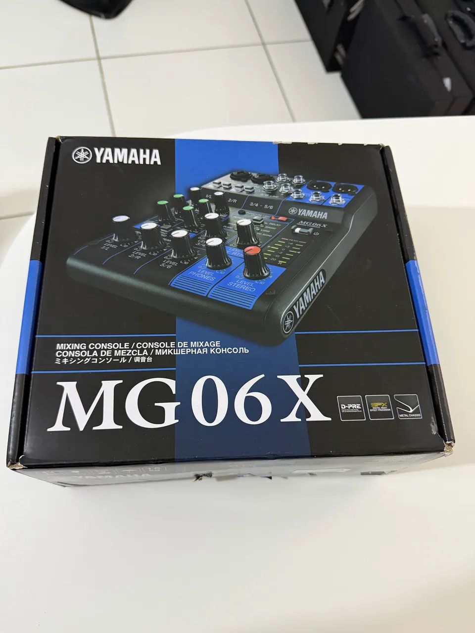 Mesa da Yamaha MG06x