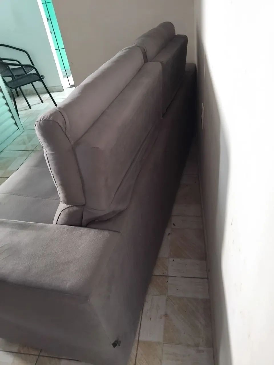 VENDO UM SOFÁ SUPER NOVO  - Foto 5