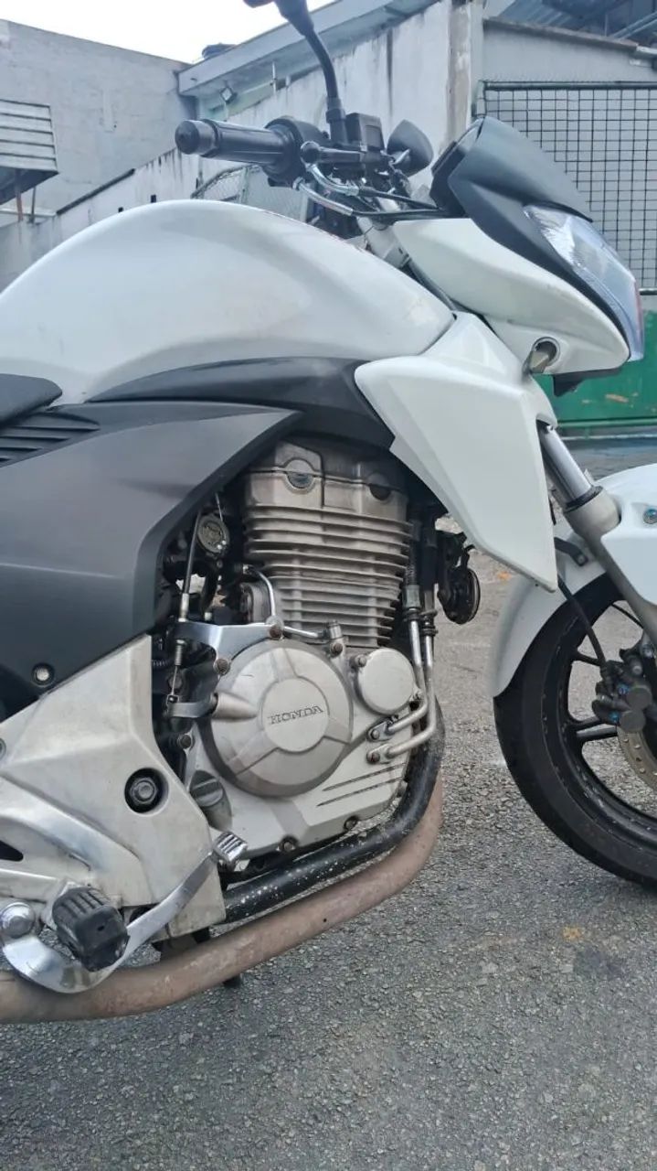 Honda CB300 - Foto 4