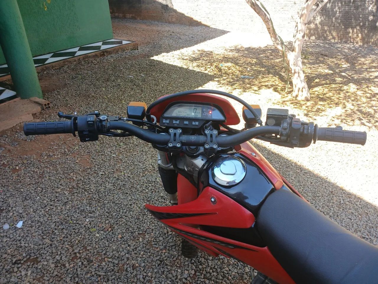 Tornado 250  - Foto 5