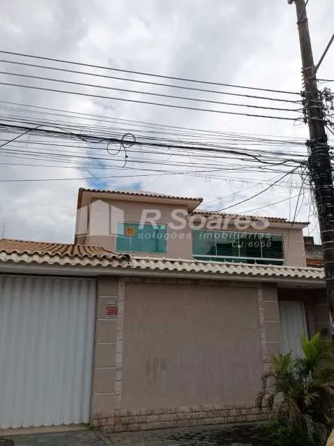 Casa de rua : Linear / Residencial / Campinho