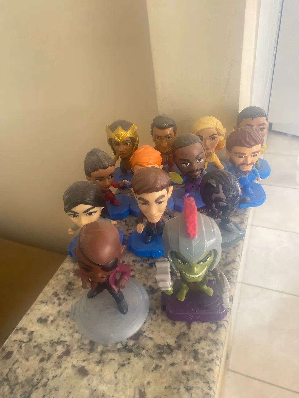 Bonecos marvel McDonald?s 