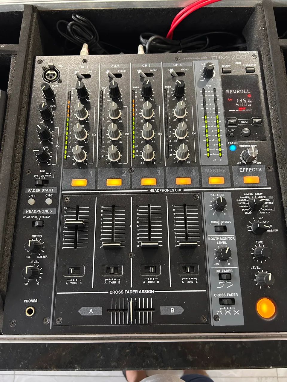 Cdj 400 par e mixer DLM-700 Pionner - Instrumentos musicais - Vila