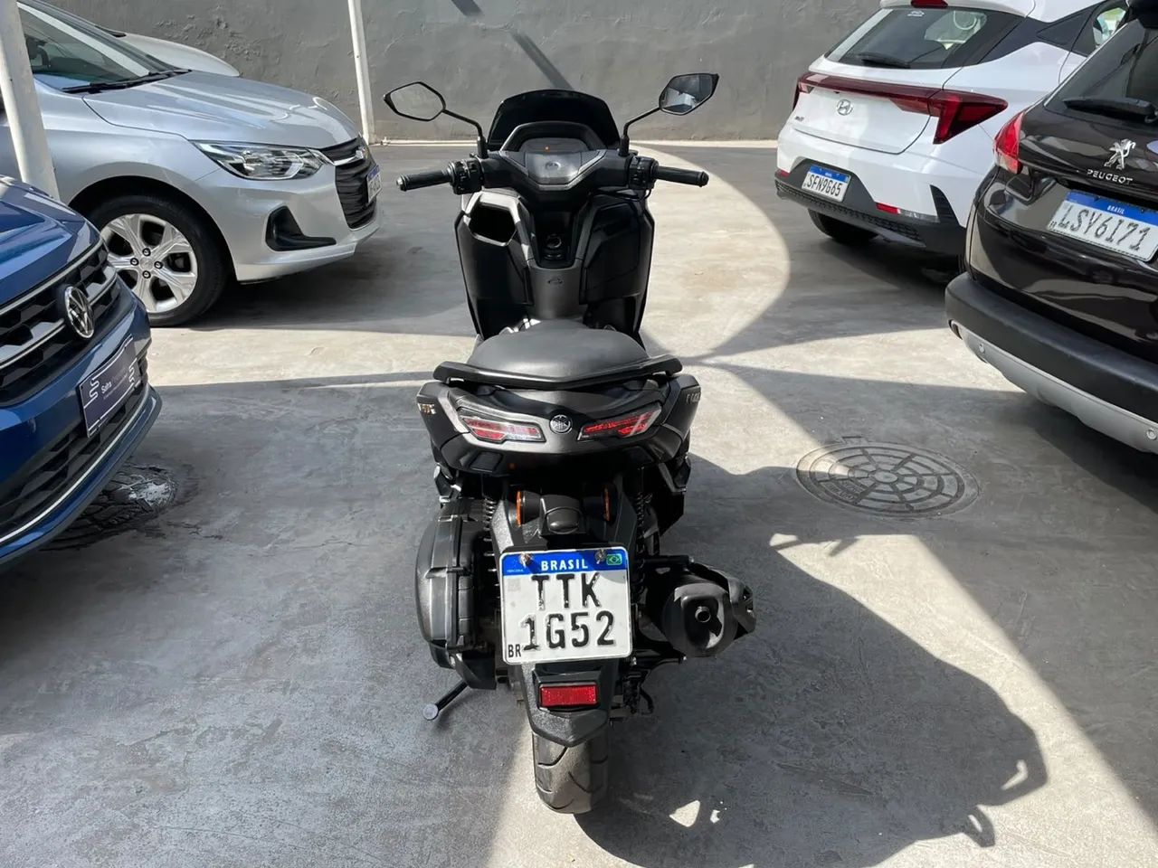 Nmax 2025 com 5 mil km - Foto 5