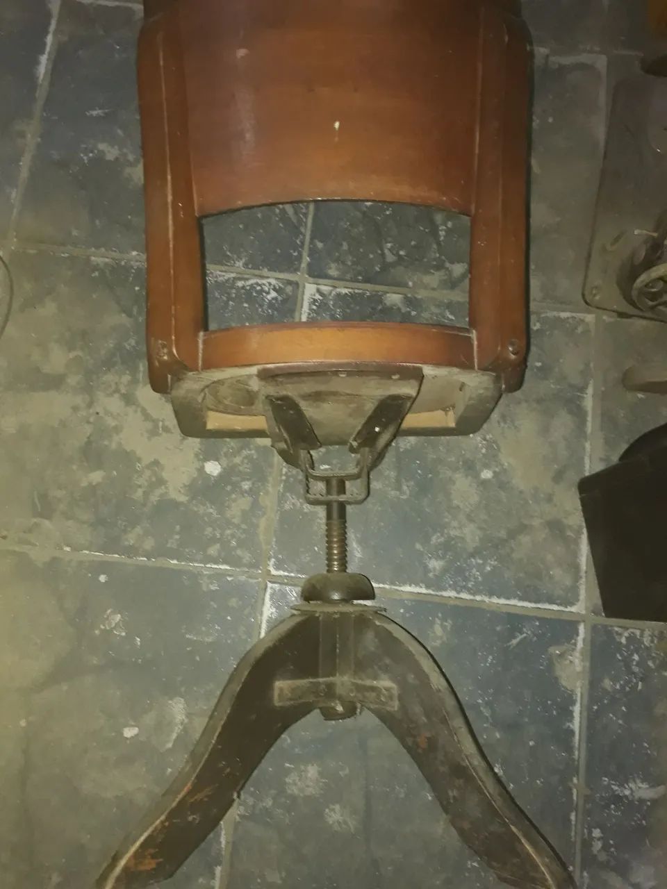 Cadeira estilo Xerife Gerdau  - Foto 4