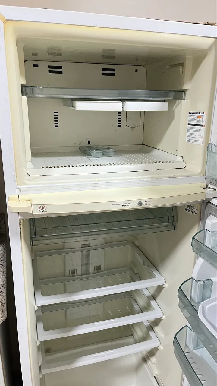 Geladeira para plotar