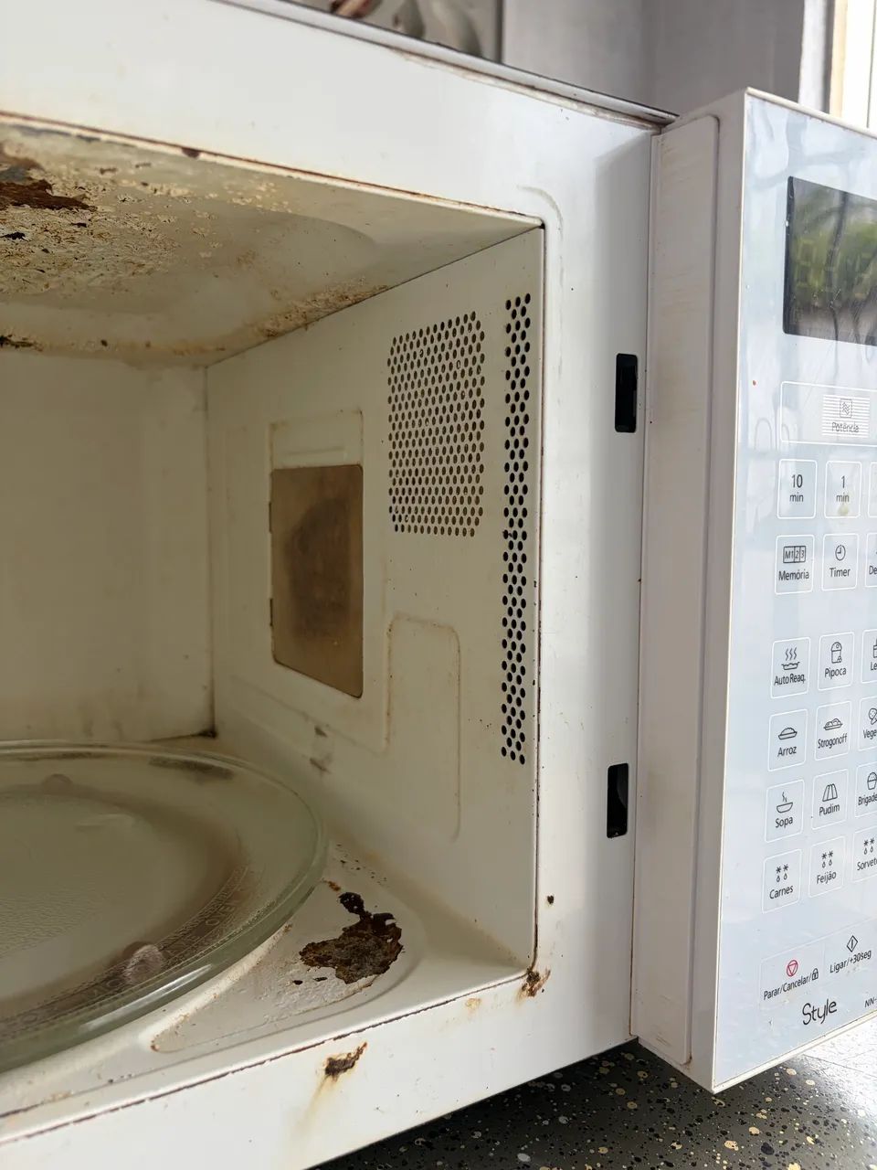 Microondas Panasonic 34l- funcionando normalmente - Foto 4