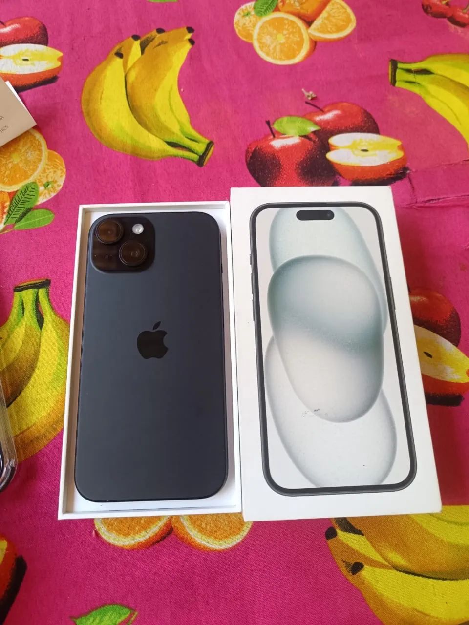 Vendo iPhone 15 novo