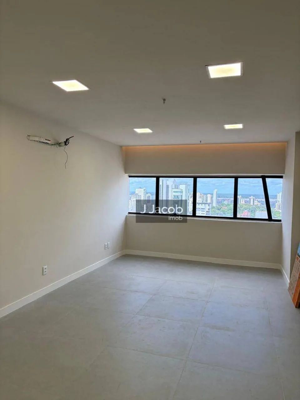 Alugo Sala de 30 m² no Ed. Arya Tower - bairro Umarizal - Foto 2