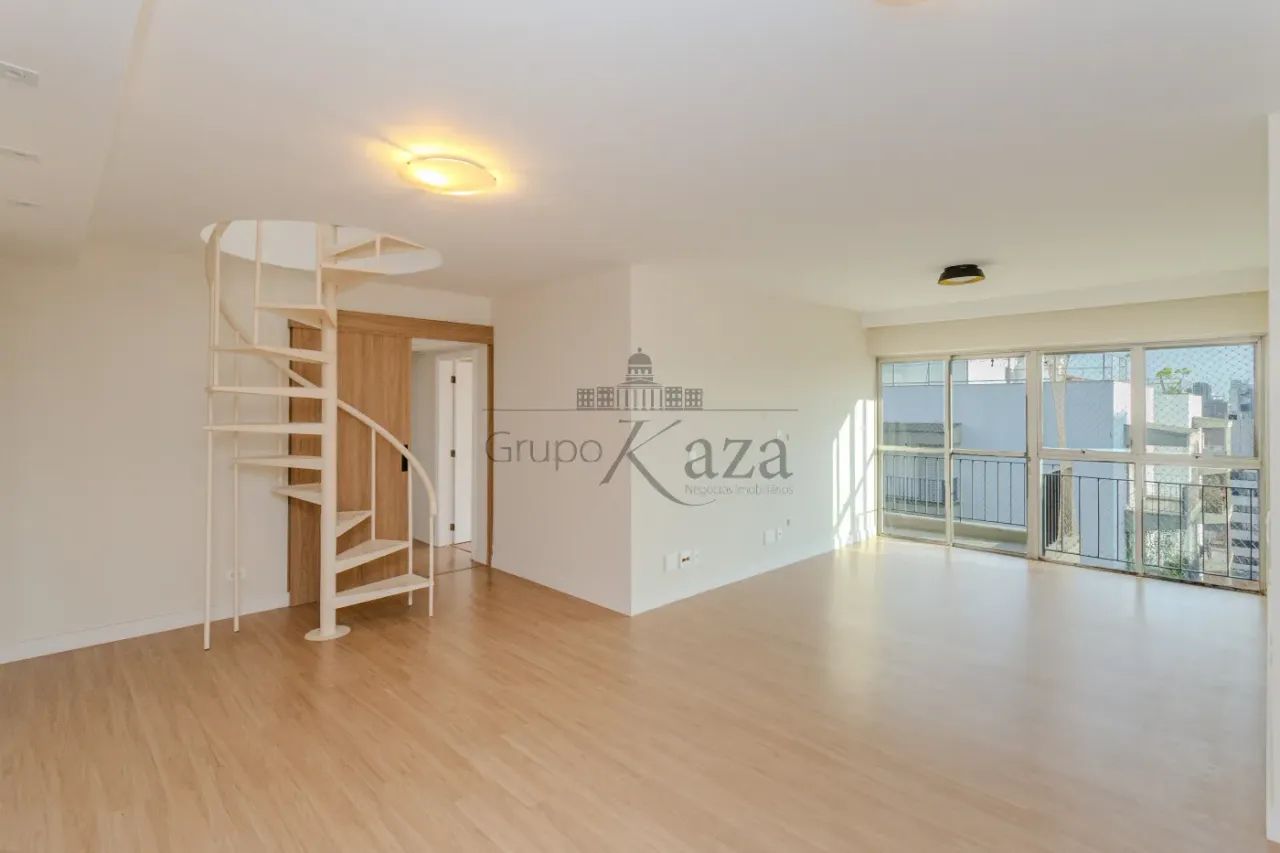 Cobertura Duplex - Moema - 3 Dormitórios - 260m².
