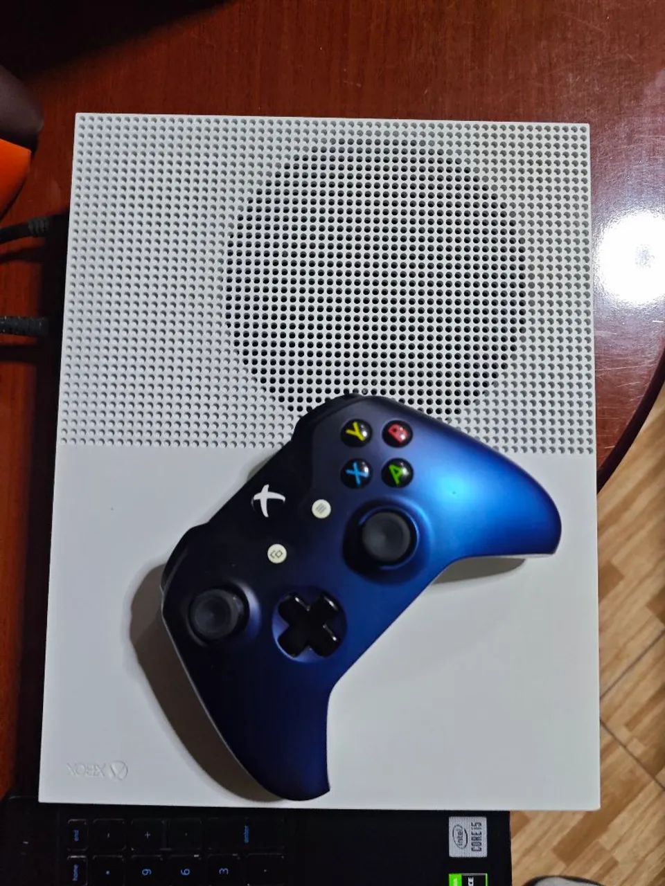 Xbox one S em perfeito funcionamento 1tera - Foto 2