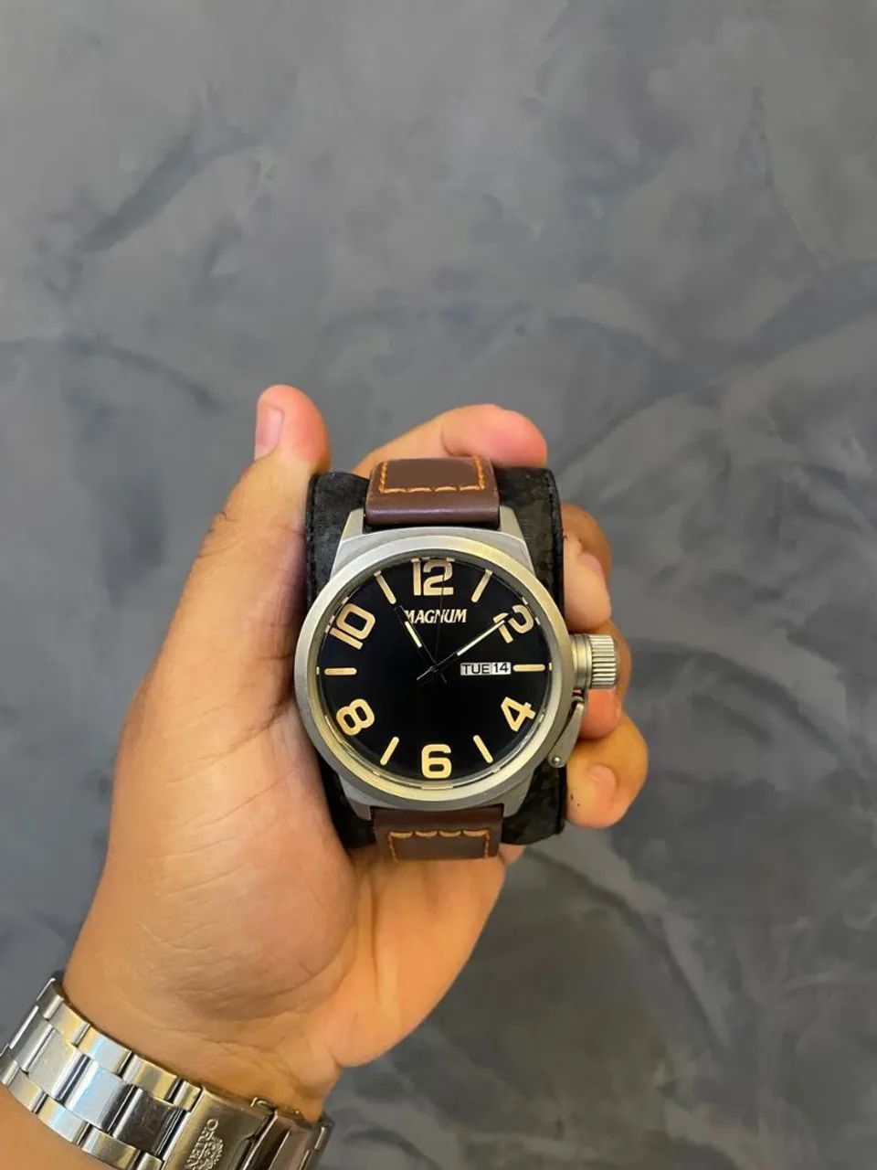 Vendo Relógio Magnun Quartz (USADO)