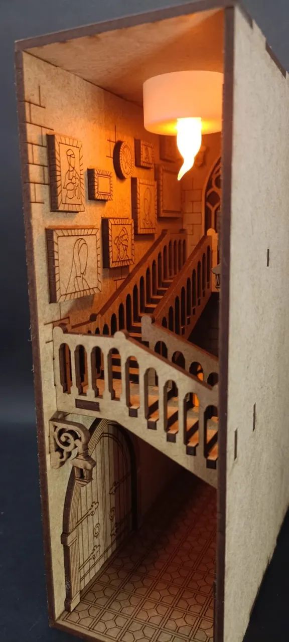 Book Nook Escadas de Hogwarts - Foto 3