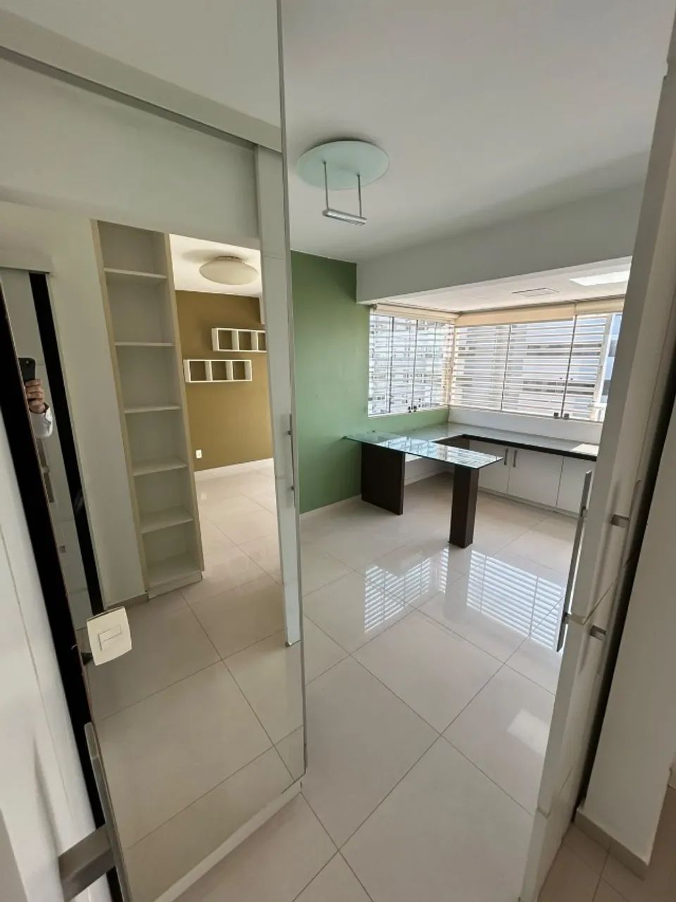 Apartamento de 3 quartos, de canto, 96m2 - Foto 2