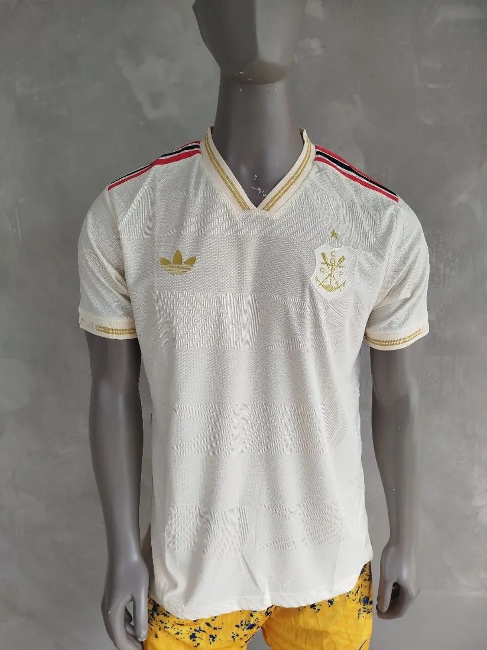 Camisa Flamengo bege jogador 
