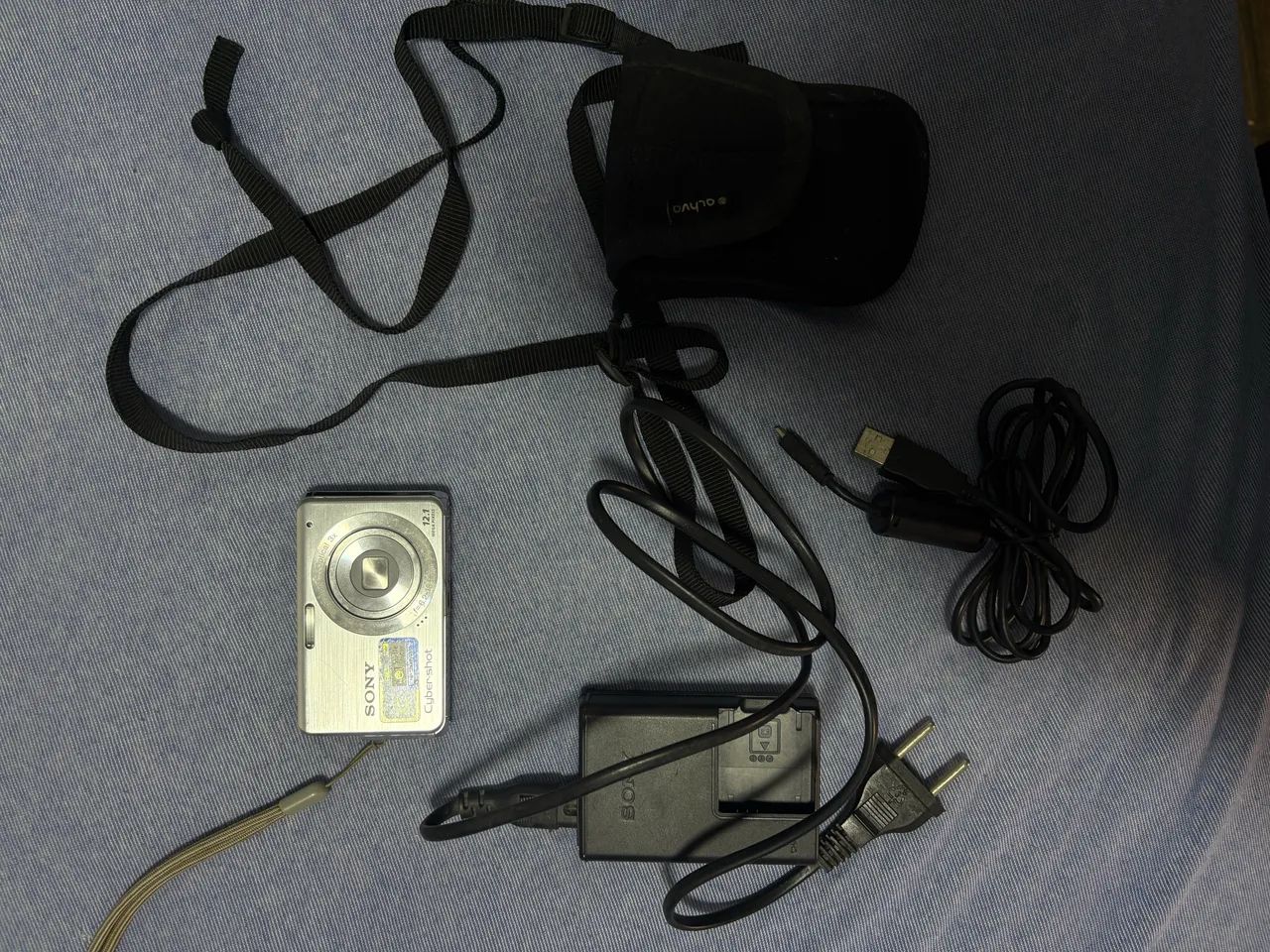  cybershot sony 12.1 mp