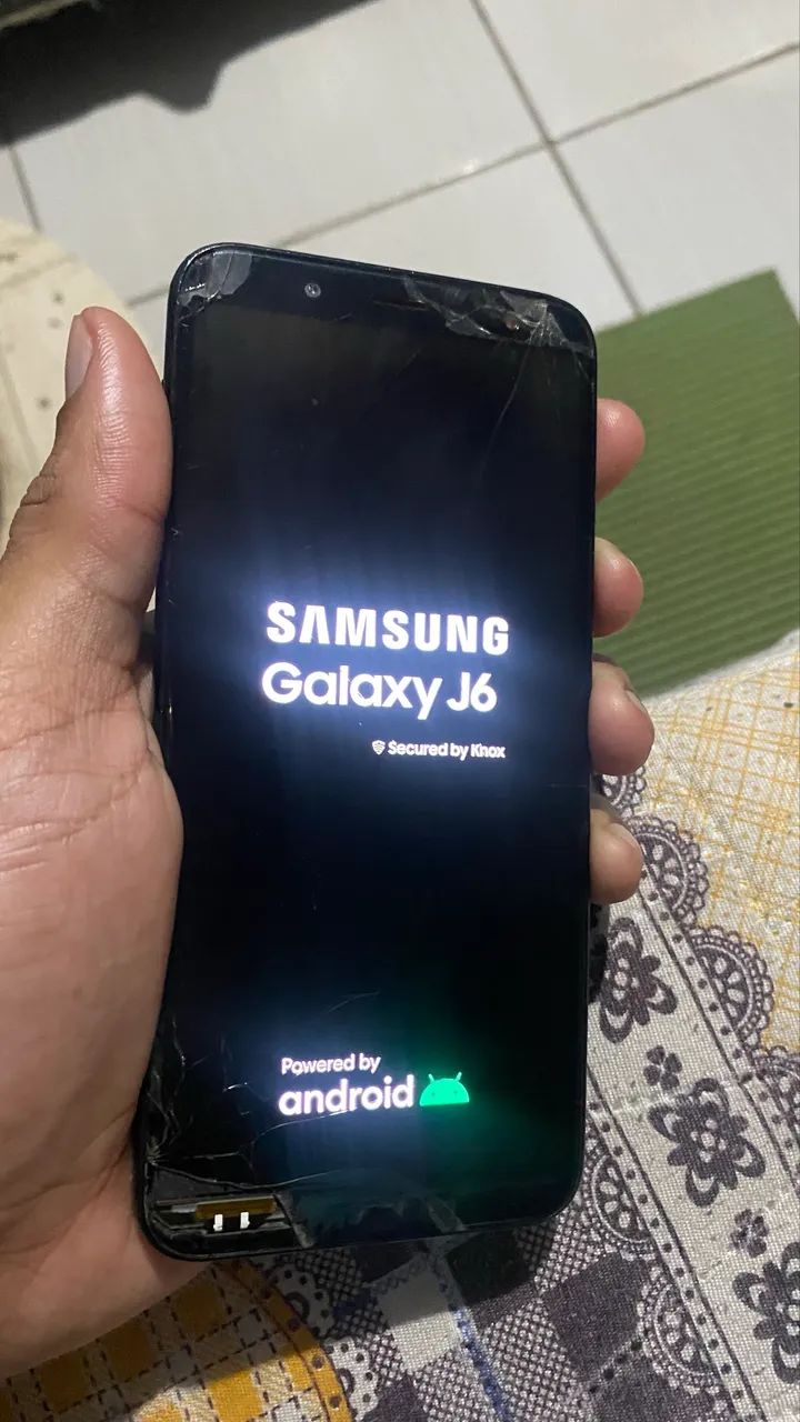 Samsung j6