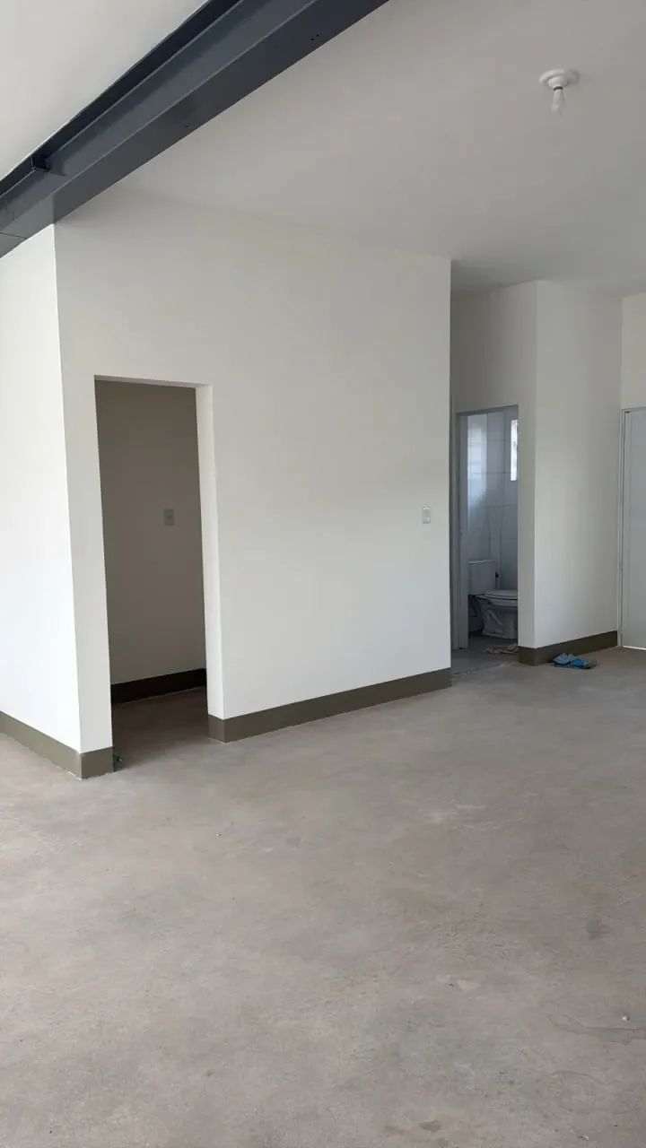 Loja na Avenida General Edgar Facó, 74  100 m² - Foto 2
