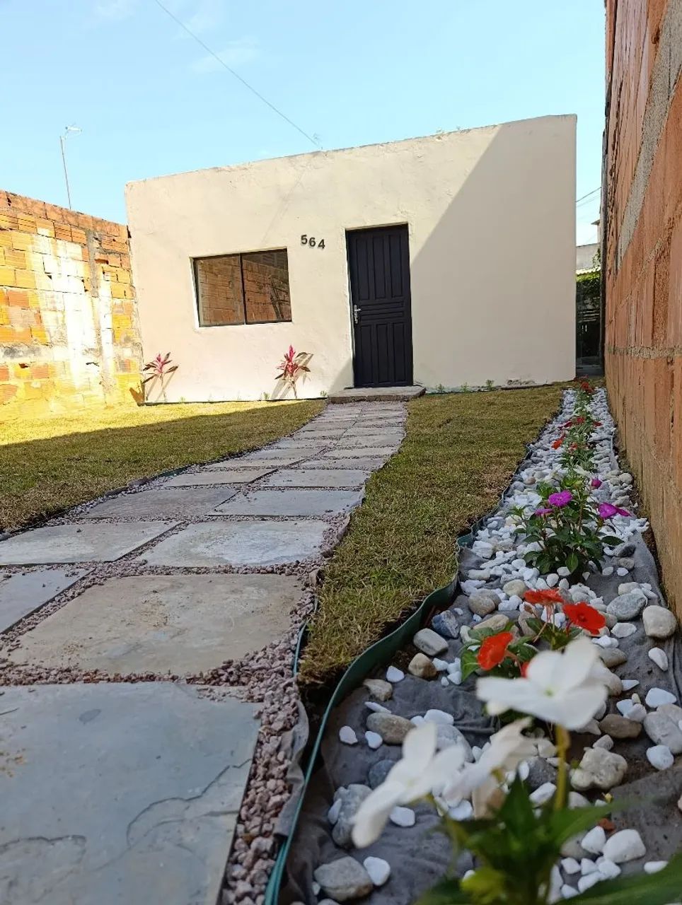 Casa com Lindo Quintal no Nova Monte Serrat