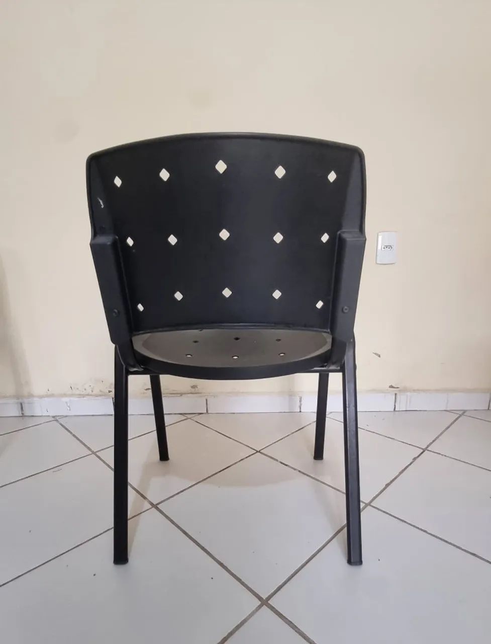 Jogo com 4 Cadeiras Fixas para Recepção / Auditório (Módulos) - Foto 3