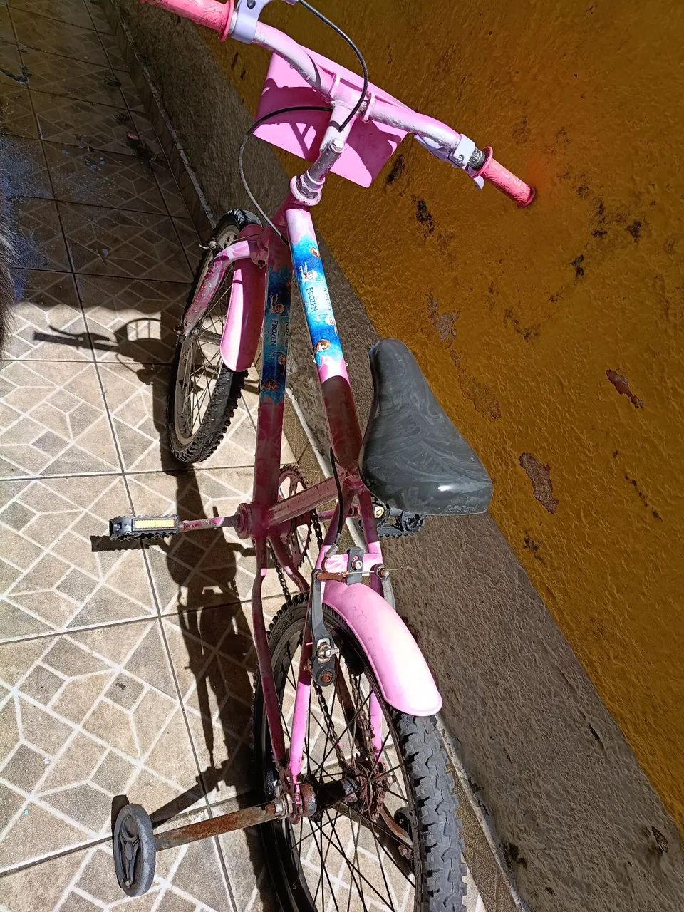 Bicicleta infantil Frozen aro 24  - Foto 3