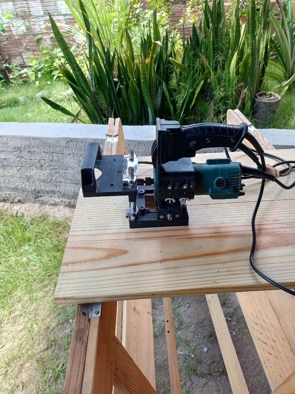 Tools433926338102568961