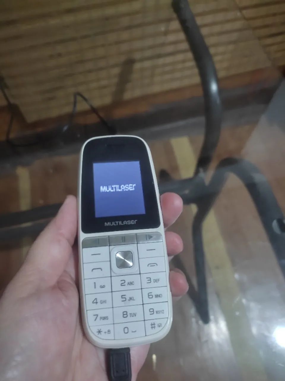 Celular para idoso Multilaser Up Play (Modelo P9077) - Foto 3