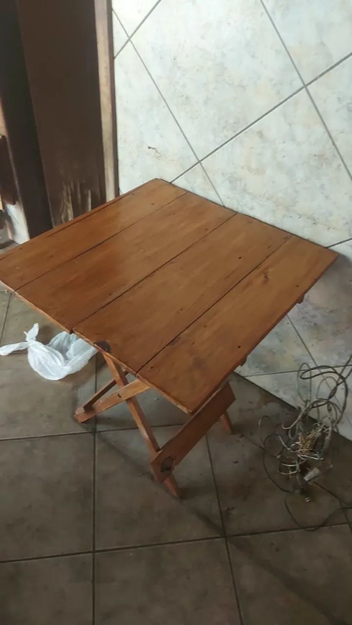 MESA DOBRAVEL DE MADEIRA