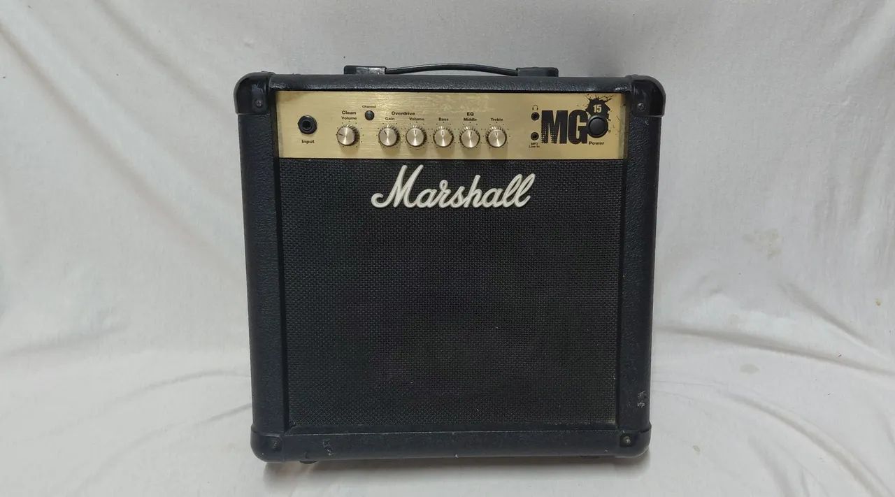Amplificador Marshall MG-15 p/ guitarra 