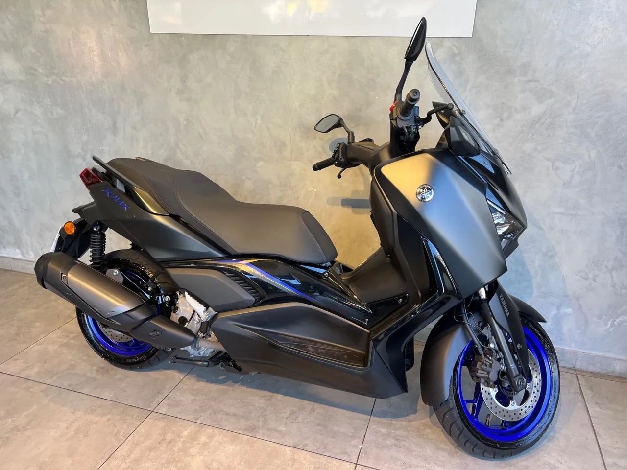 Yamaha XMAX 300 CONNECTED  - Foto 3