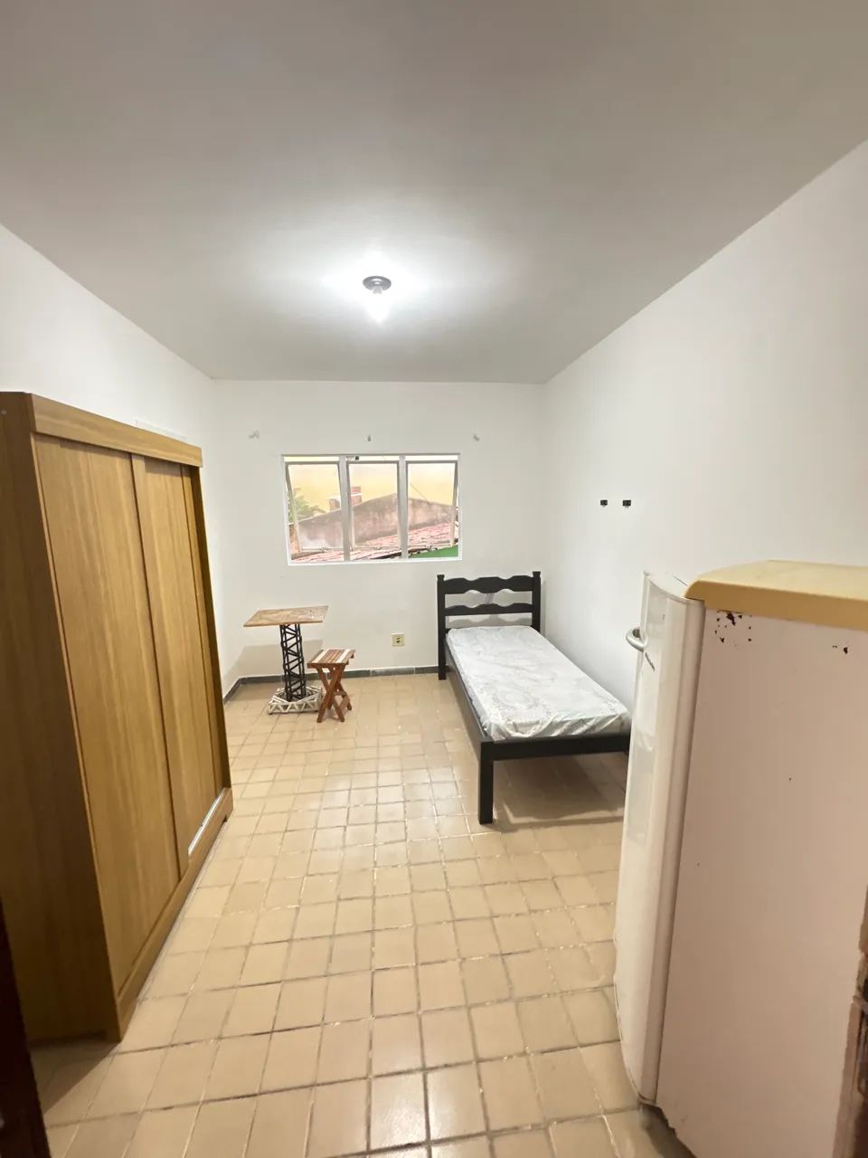 Aluguel de quarto para mulheres solteiras 