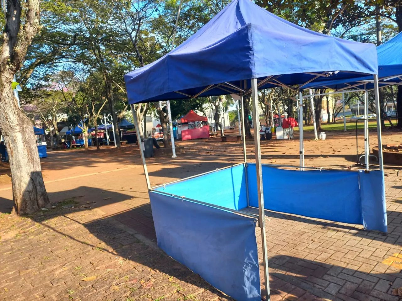Venda barraca azul 2x2 m $ 750.00 - Foto 5