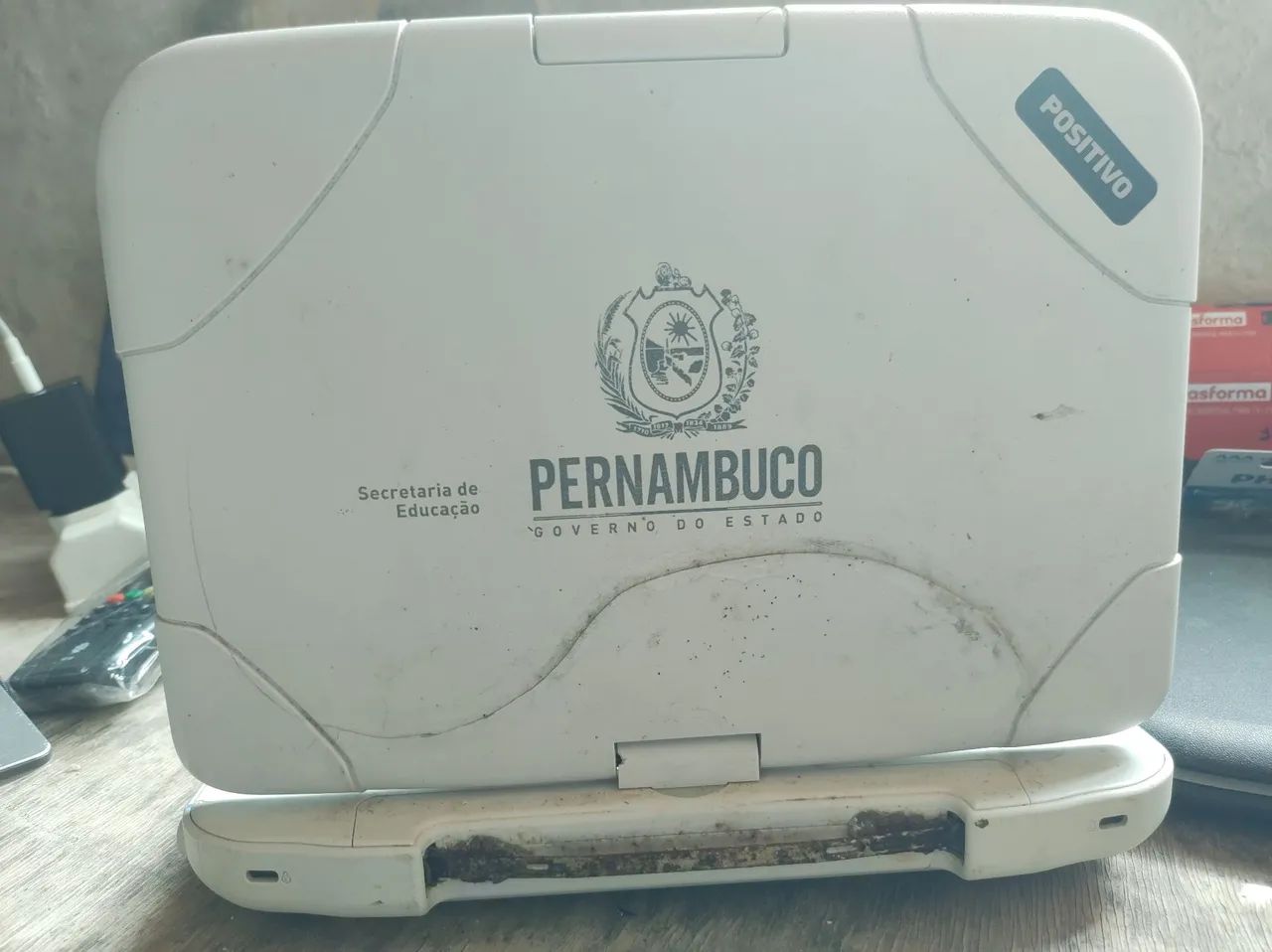 Netbook Positivo (tela com trava quebrada)  - Foto 5
