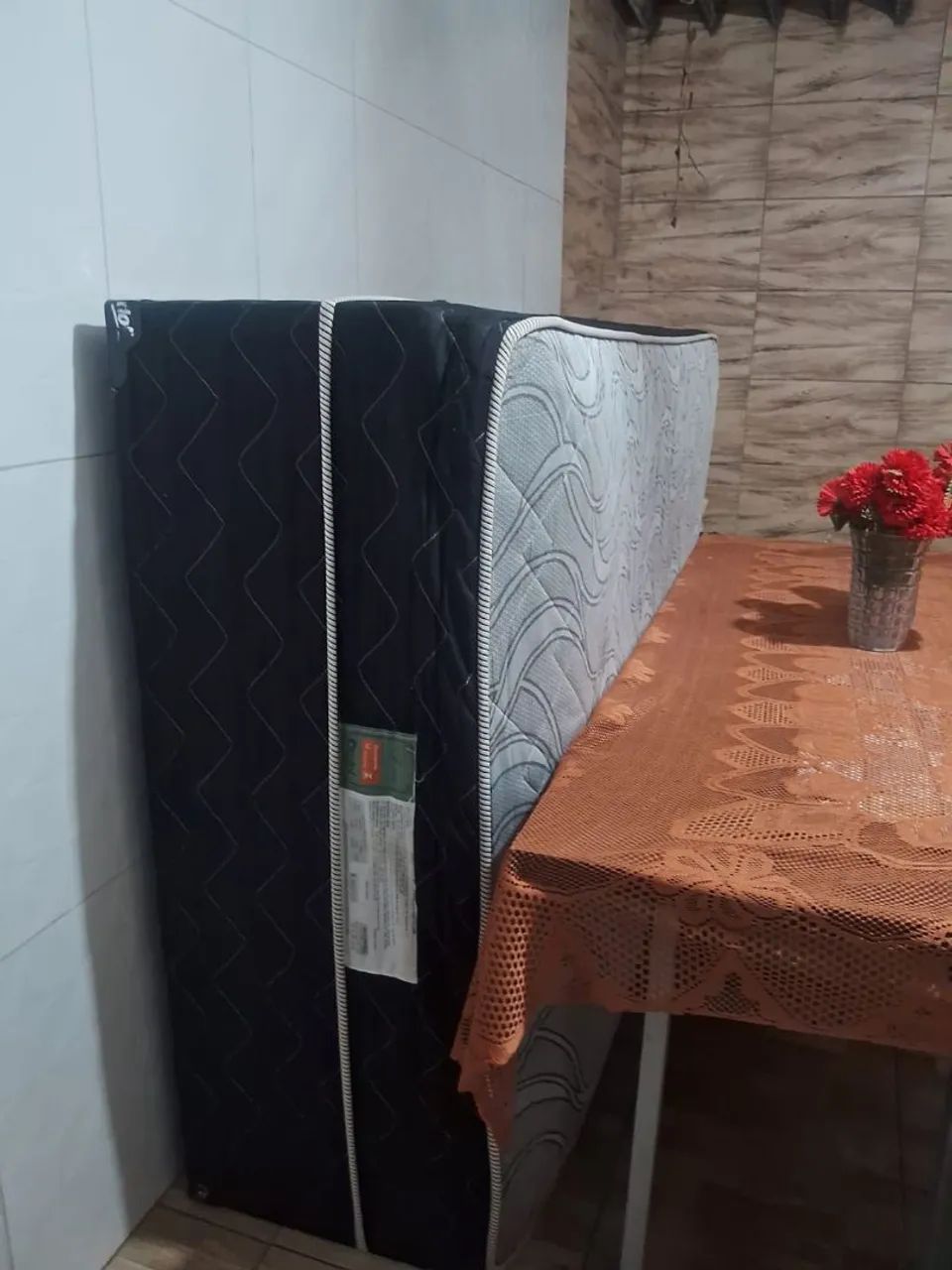 VENDO CAMA BOX NOVA