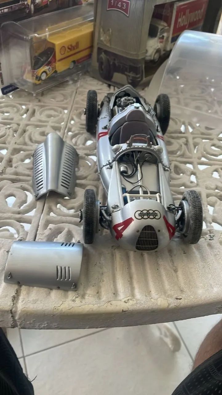 MINIATURAS DA NOBRE MARCA CMC NA ESCALA 1/18   - Foto 3
