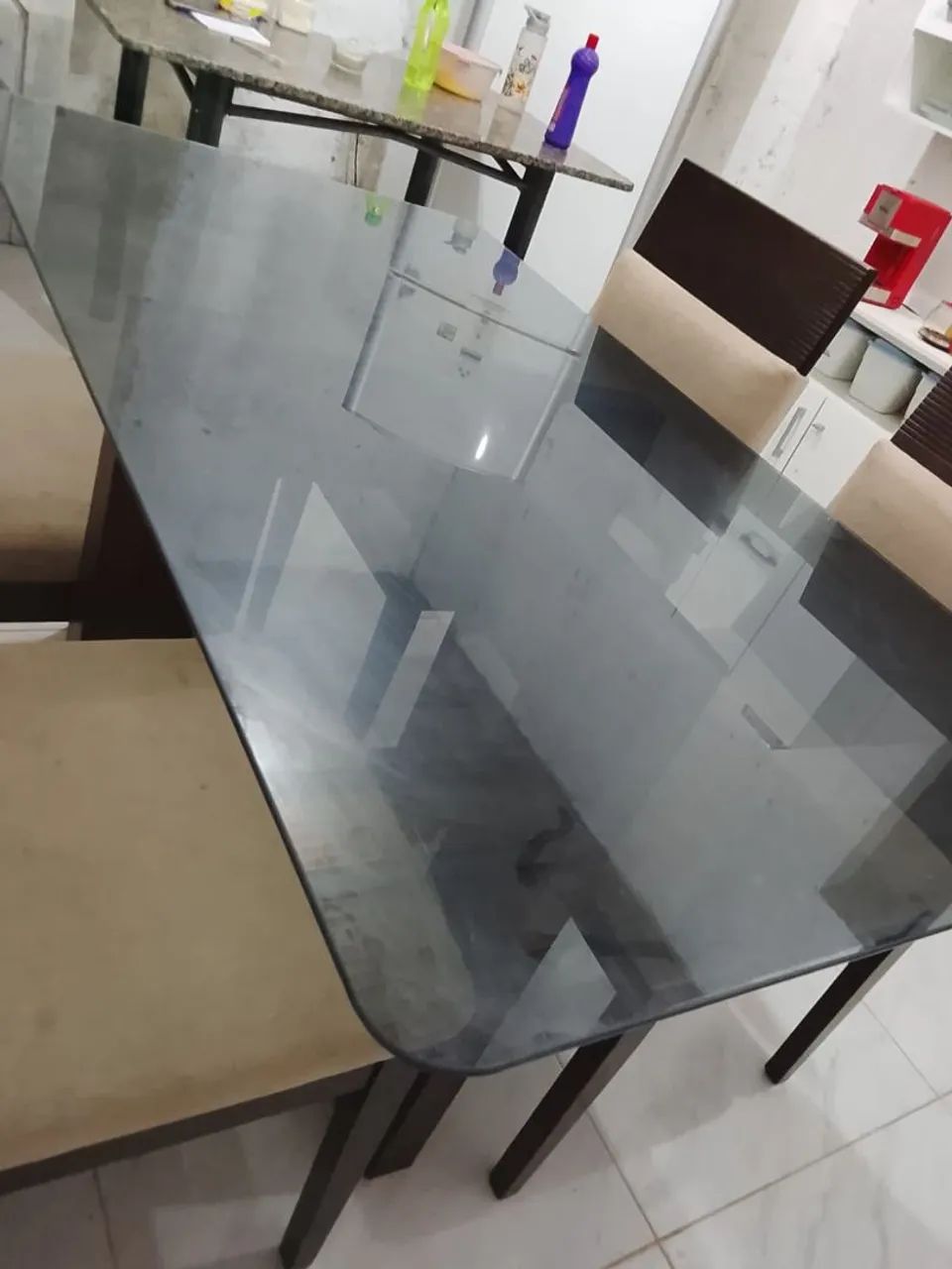 Mesa de vidro 4 cadeiras