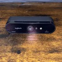 webcam logitech brio 4k (stream edition) - Foto 2