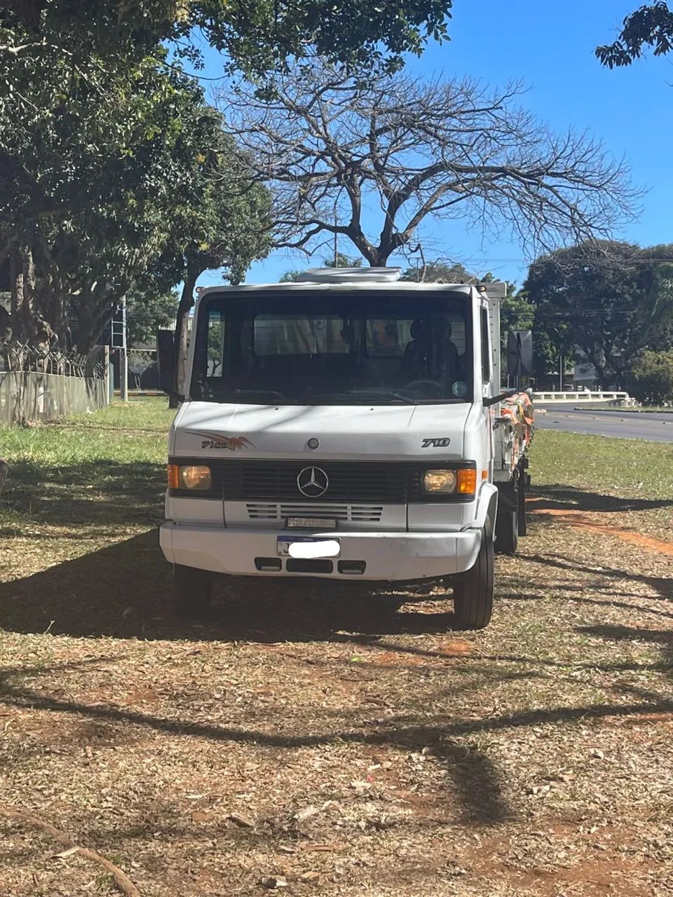 Mercedez 710 - Foto 3
