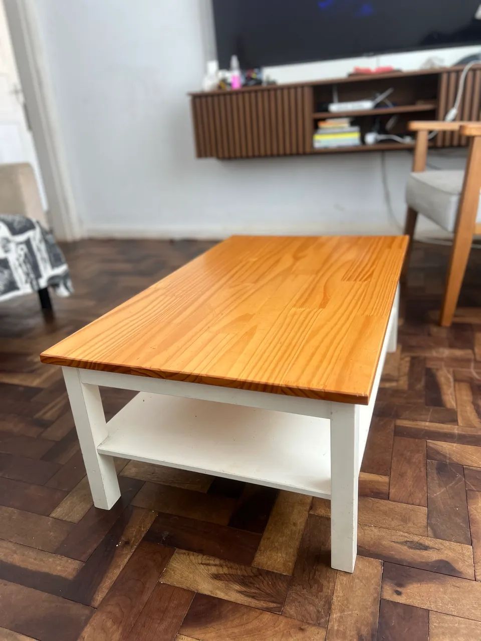 Mesa de centro + cadeira de madeira  - Foto 4