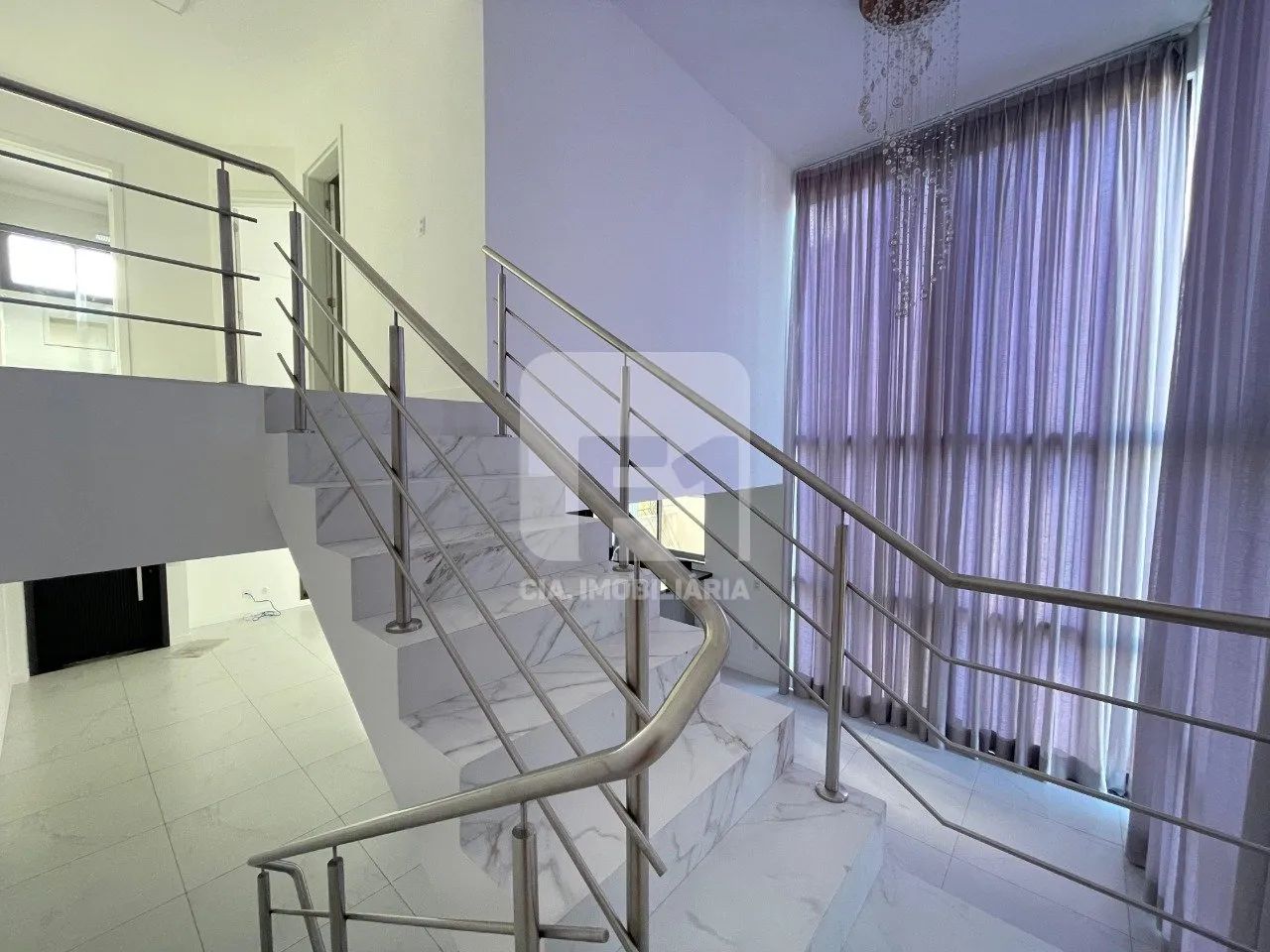 Casa alto padrão 5 quartos semi mobiliada Trindade - Foto 4