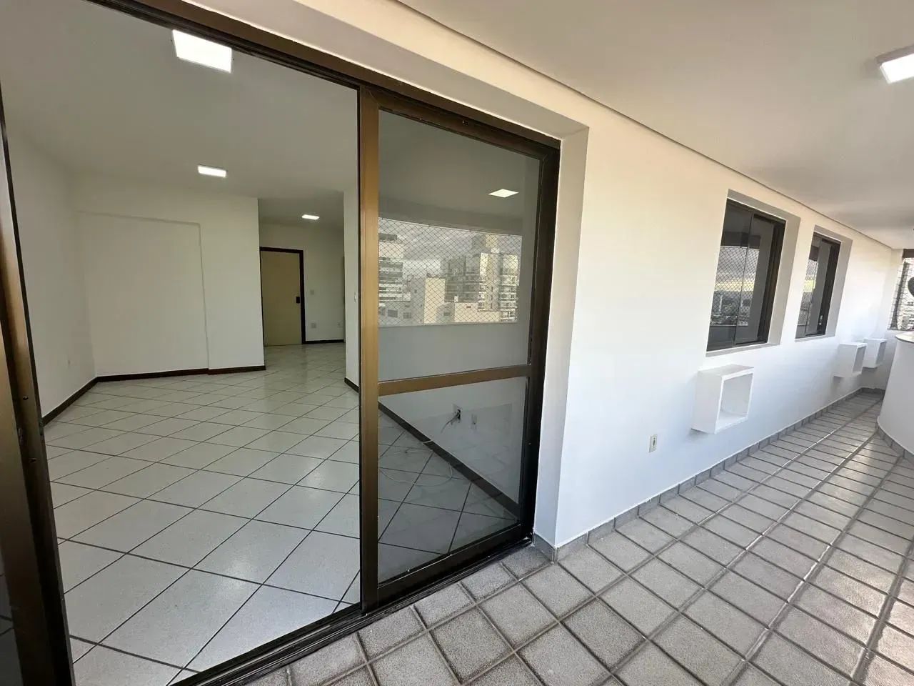 Excelente apartamento com 3 quartos em Itapuã - Vila Velha - ES