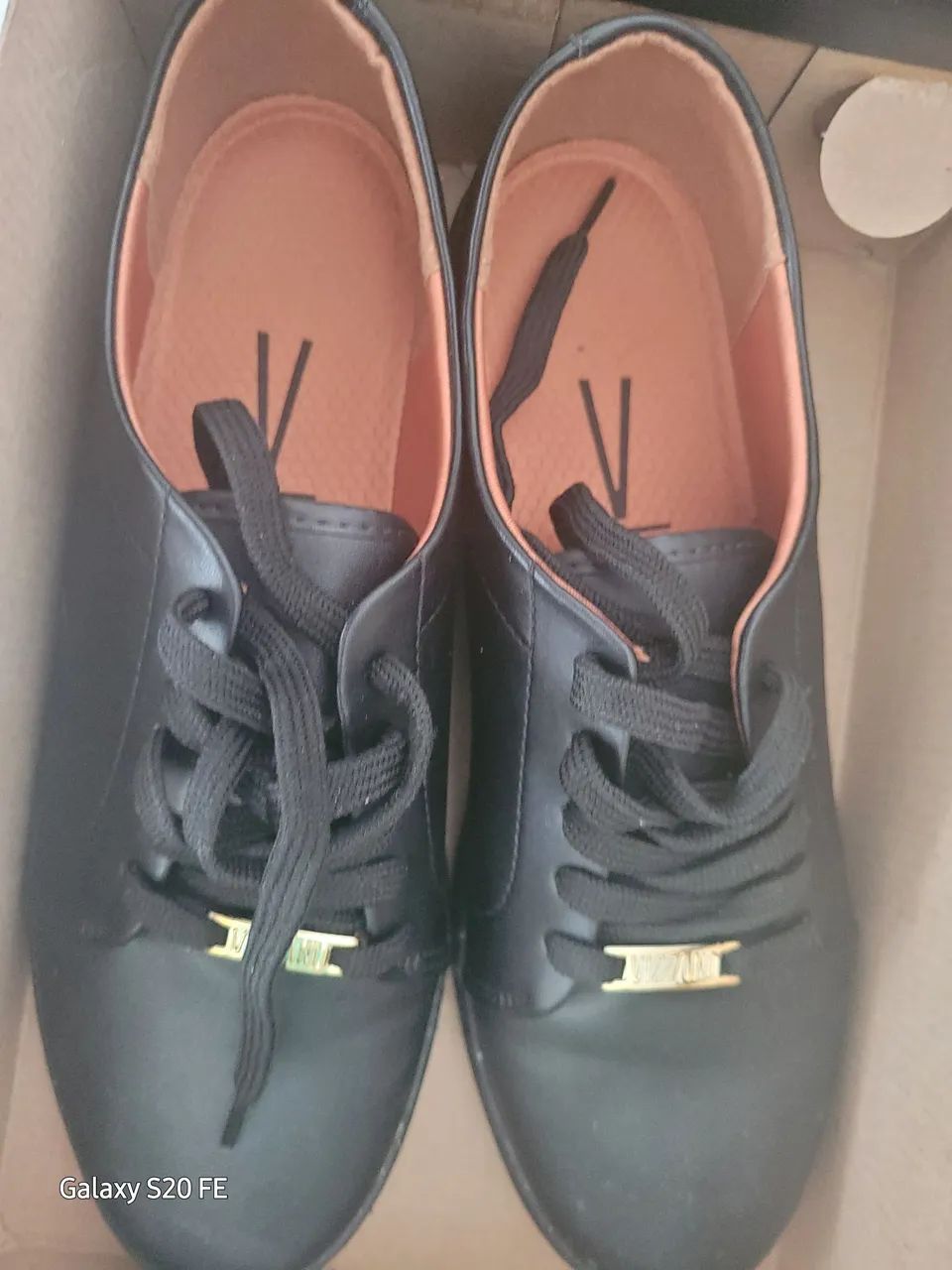 Calçado n39. Apenas 60$ - Calçados - Parque Novo Oratório, Santo