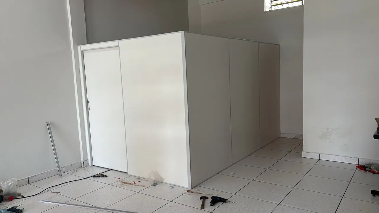 Vende-se divisórias de ambientes 