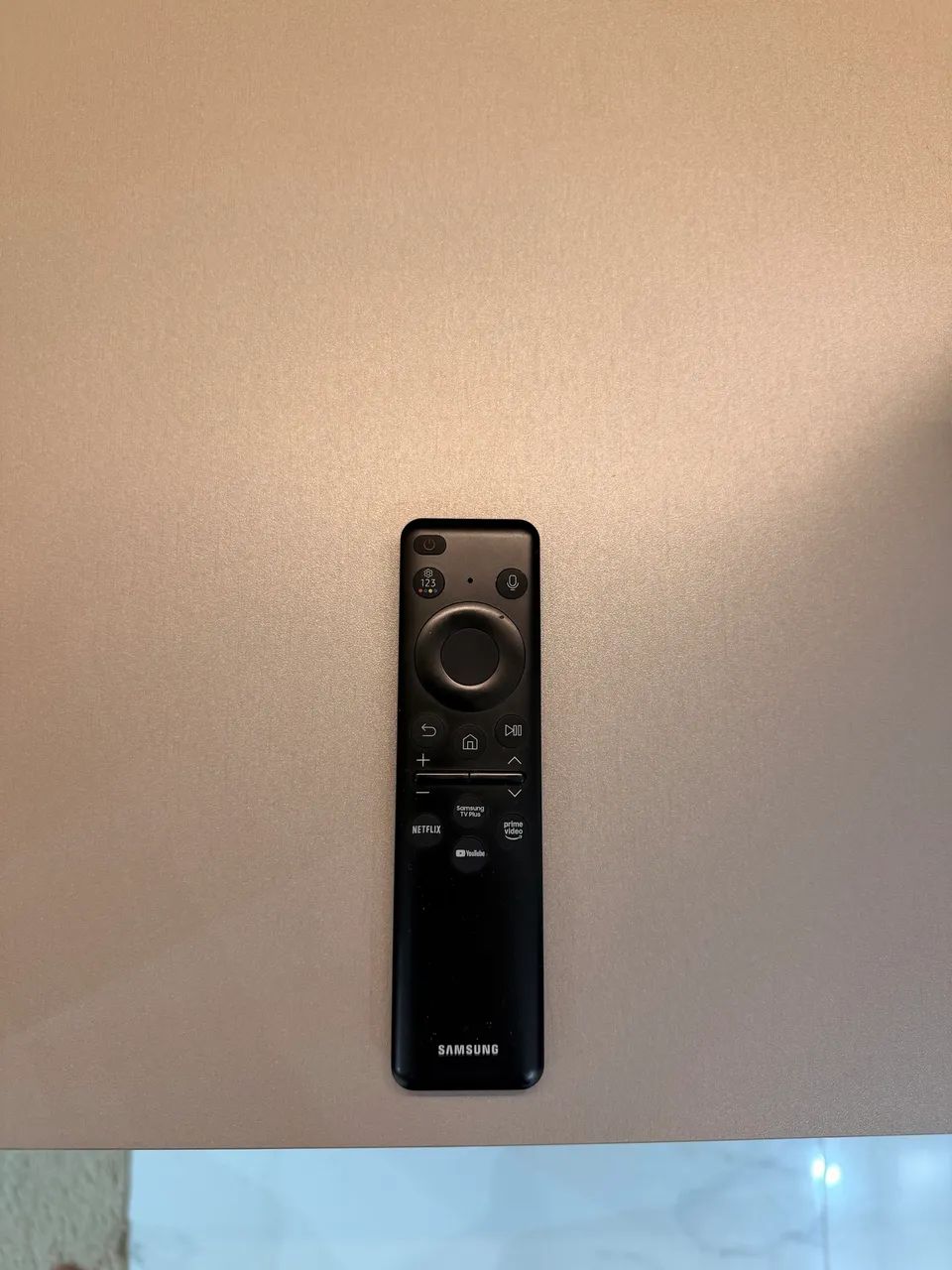 Tv Samsung qled 4k de 43 polegadas  - Foto 4
