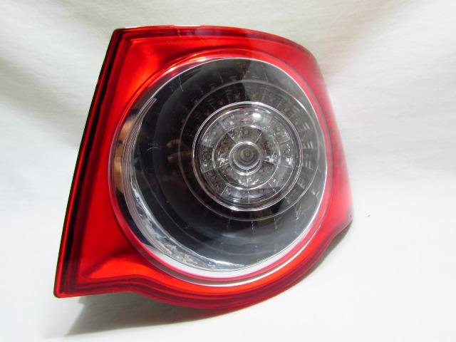 Lanterna Traseira Canto Jetta 2008 2009 2010 C/ Led Direito