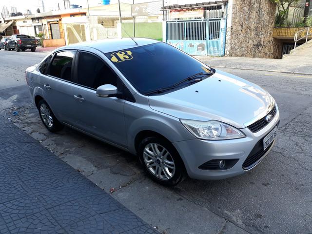 Ford Focus Glx 2.0 flex sem entrada - Foto 5